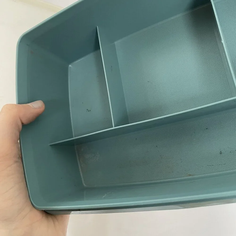 Tupperware vintage turquoise box storage kitchen sewing‎ box 9.5 x 6.5 inches